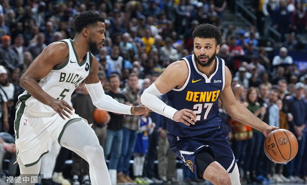 他在场上的 他在场上的