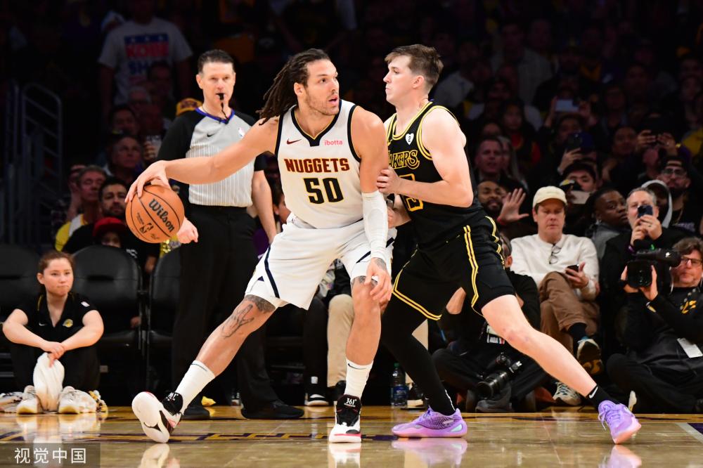 丁俊晖显得 丁俊晖显得